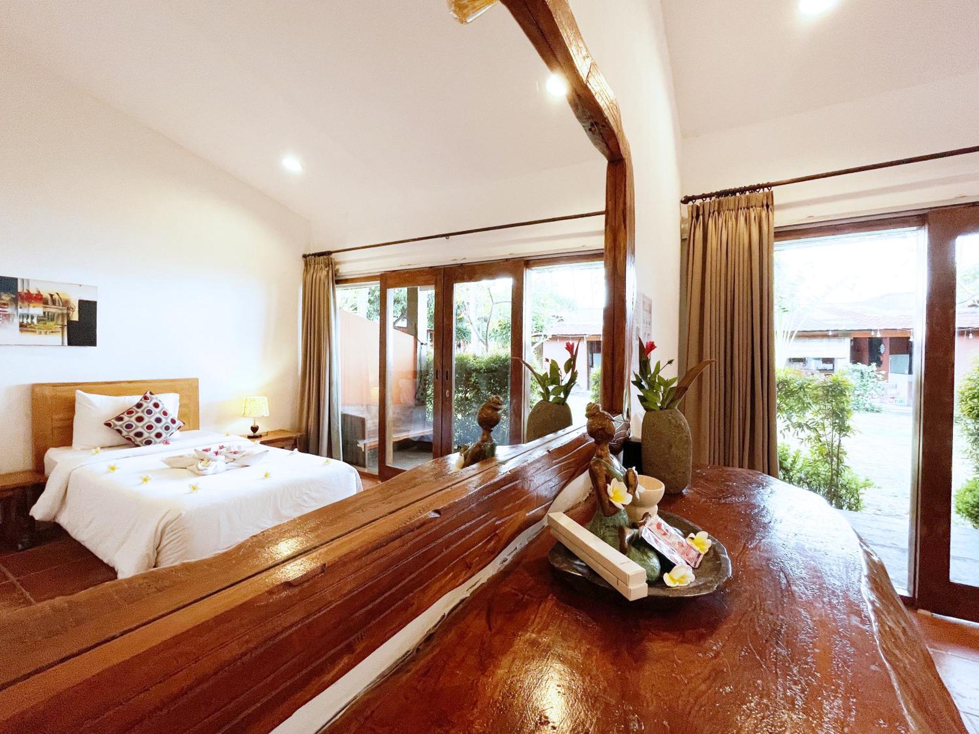 Pebble & Fins Bali Dive Resort Tulamben Exterior foto